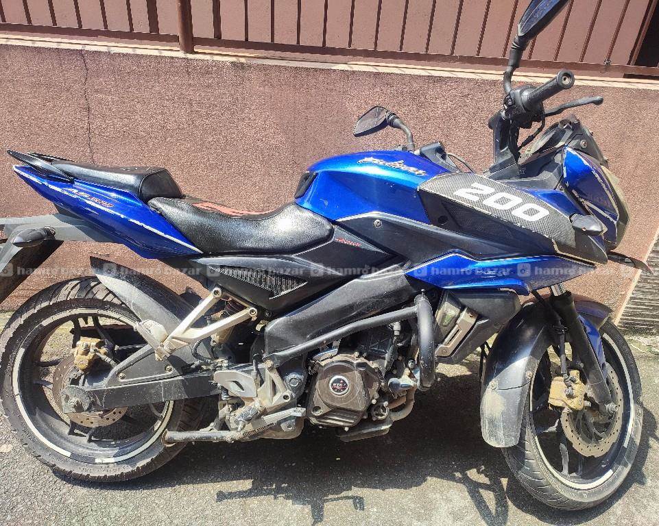 Bajaj Pulsar AS 200 1