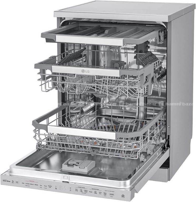 LG QuadWash™ Steam Dishwasher  Model no. DFB325HS 3