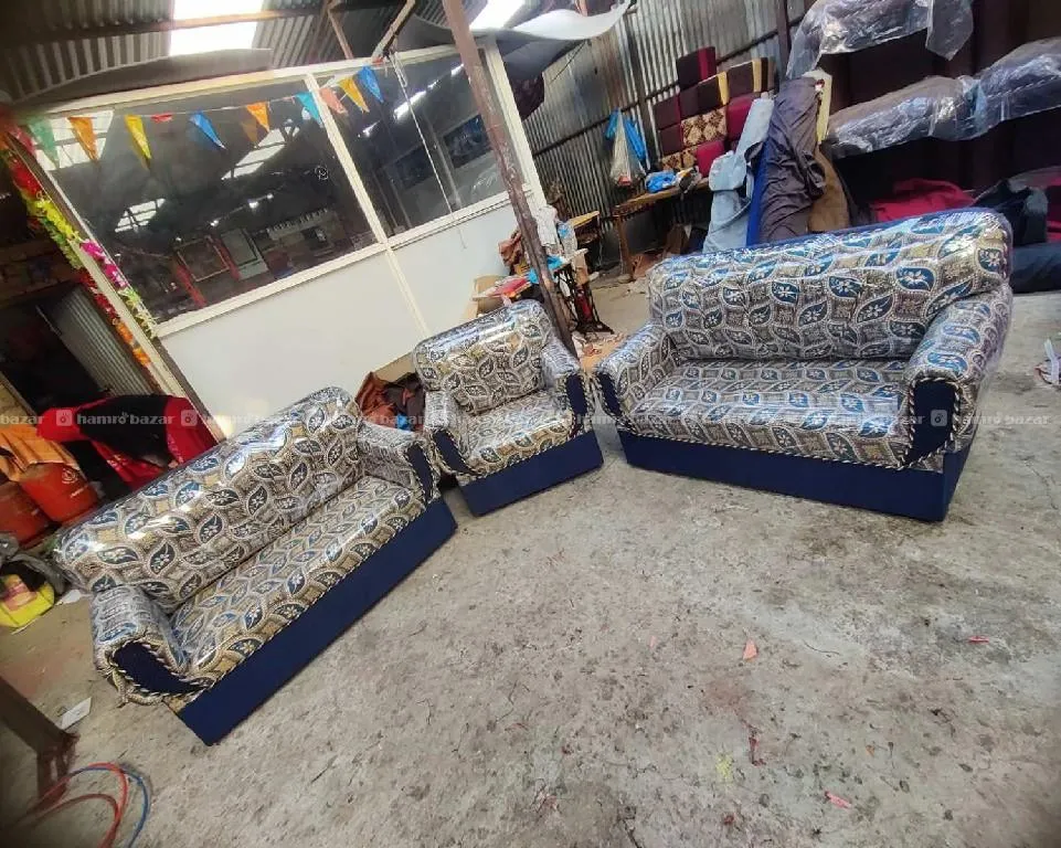 hamrobazaar.com