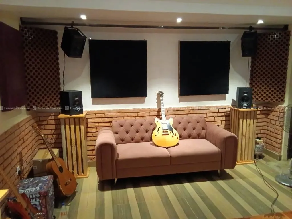 Music studio Dolby 2