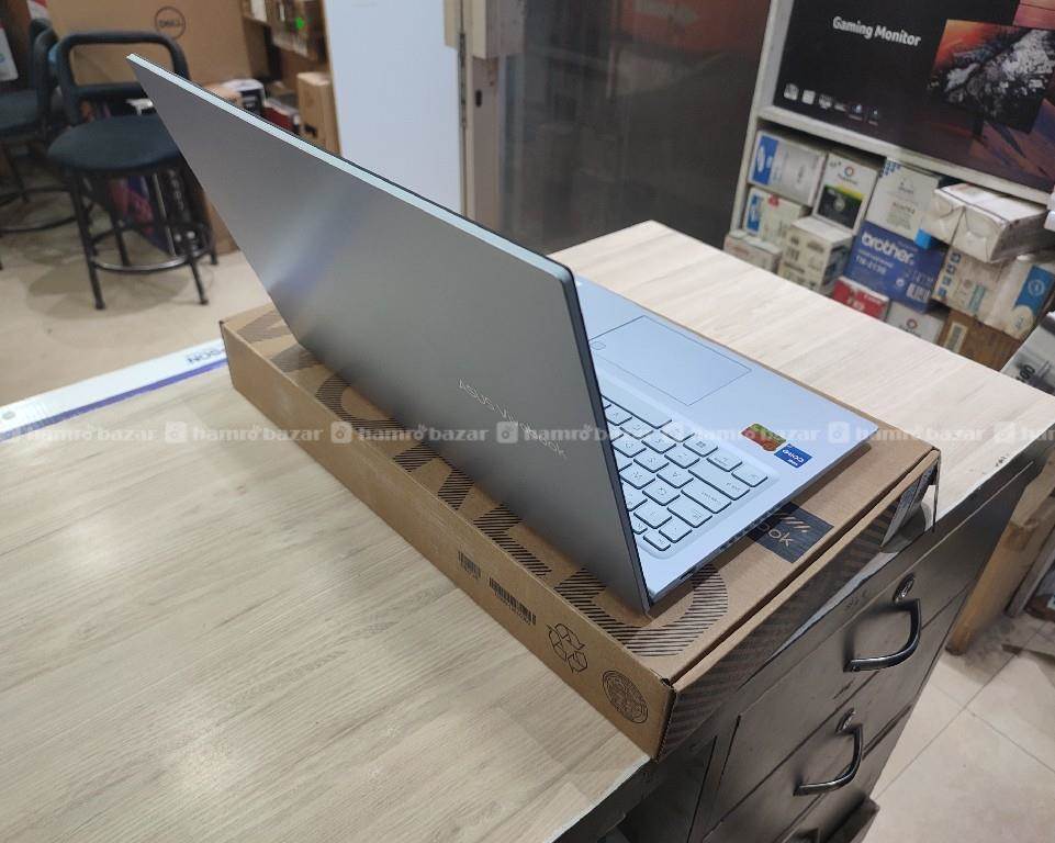 ASUS VIVOBOOK LAPTOP X1502Z i712gen 2